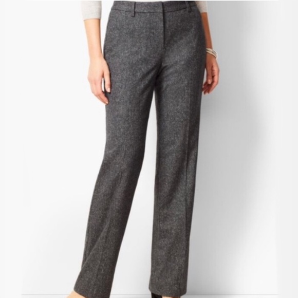 American Eagle Outfitters Pants - 94% wool American Eagle 🦅 pants. Pockets!